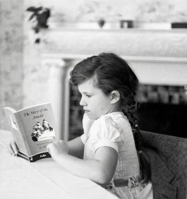 Carol reading
